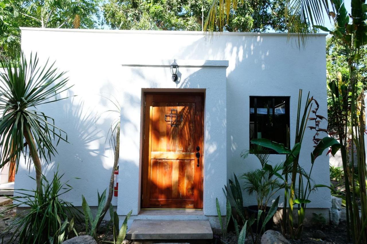 Mad Monkey Dumaguete Hostel Dumaguete City Ngoại thất bức ảnh