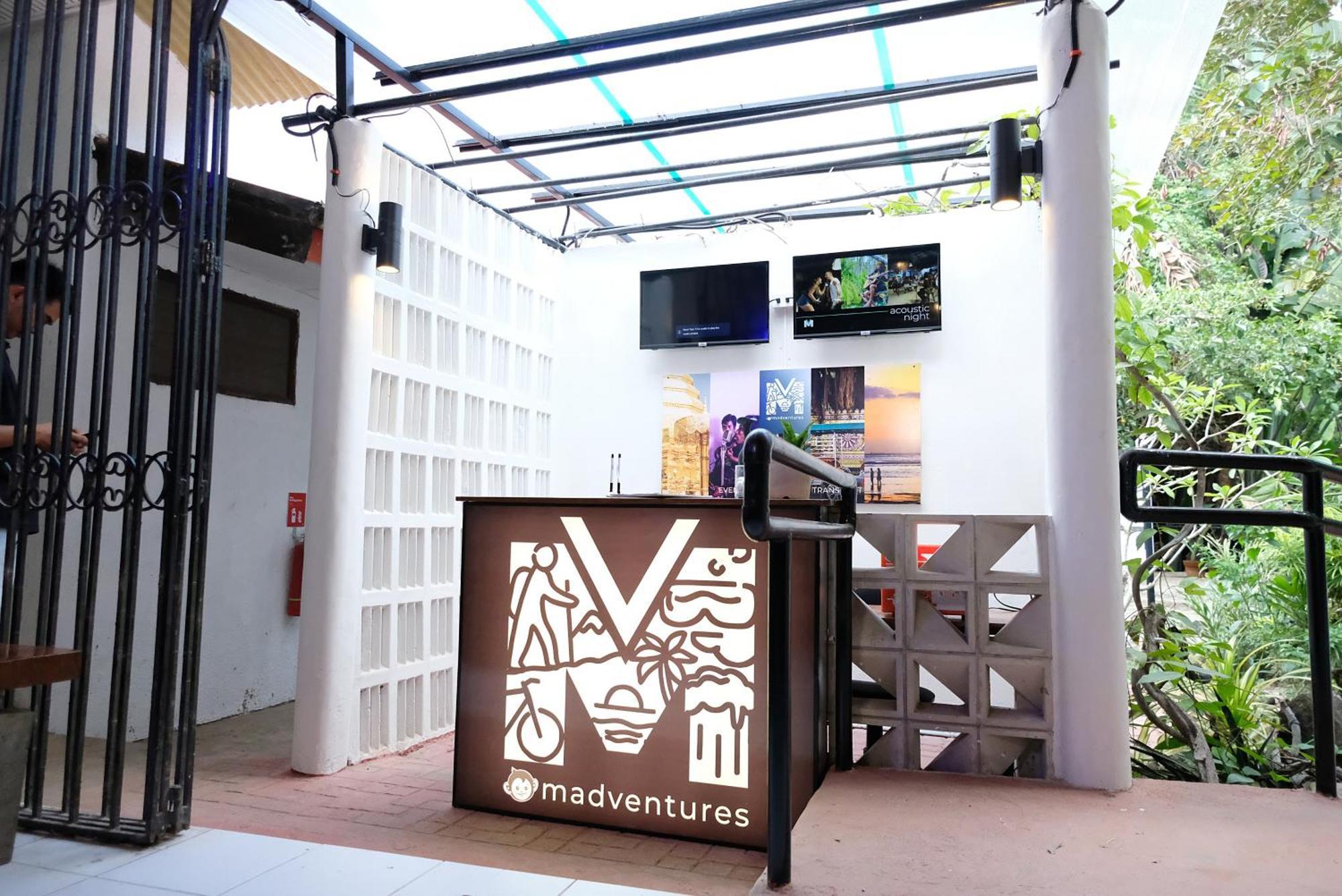 Mad Monkey Dumaguete Hostel Dumaguete City Ngoại thất bức ảnh