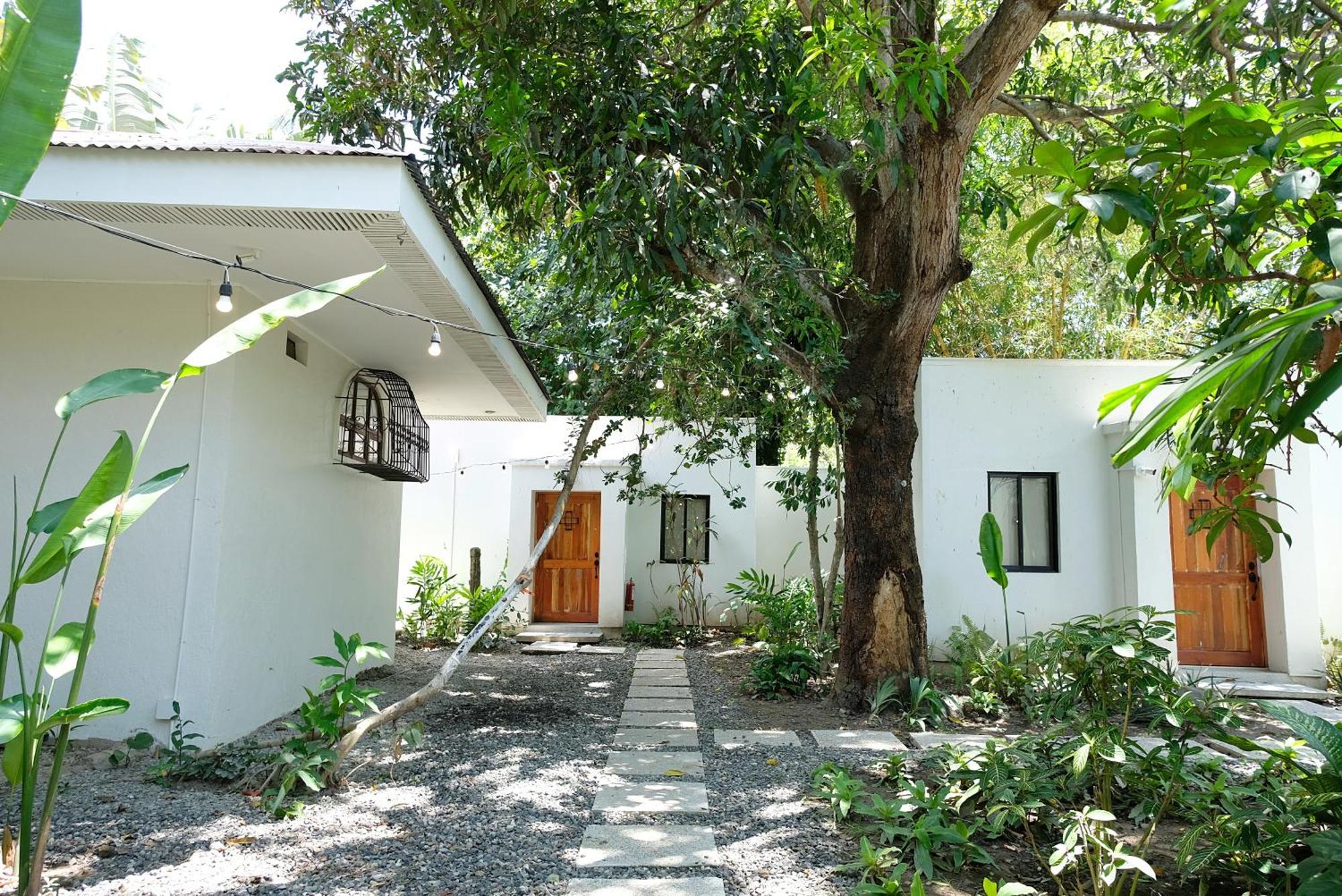 Mad Monkey Dumaguete Hostel Dumaguete City Ngoại thất bức ảnh