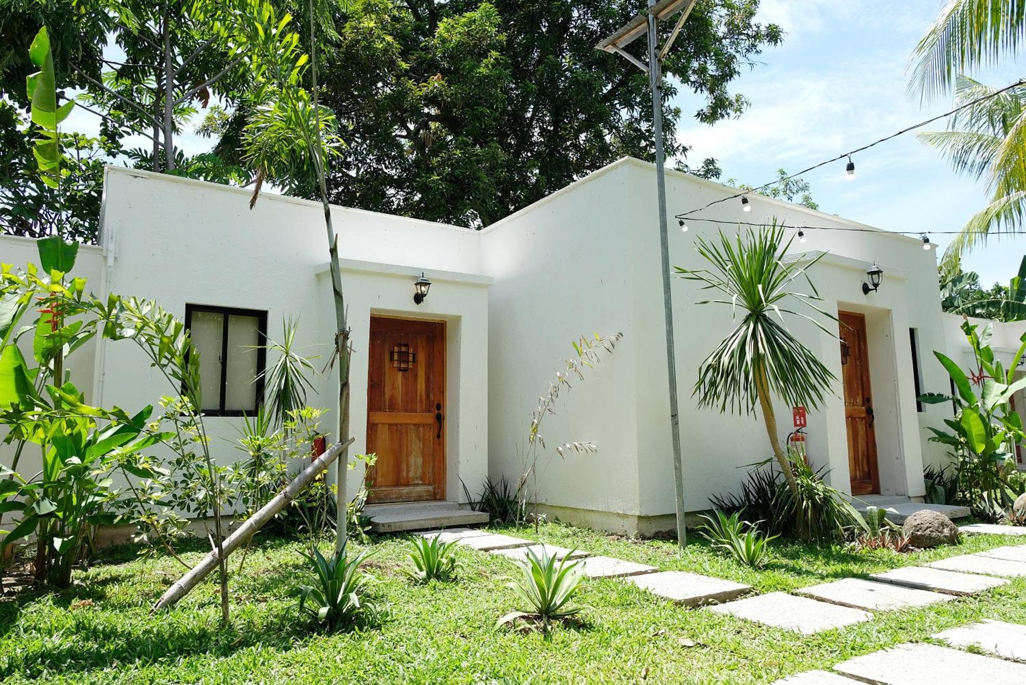 Mad Monkey Dumaguete Hostel Dumaguete City Ngoại thất bức ảnh